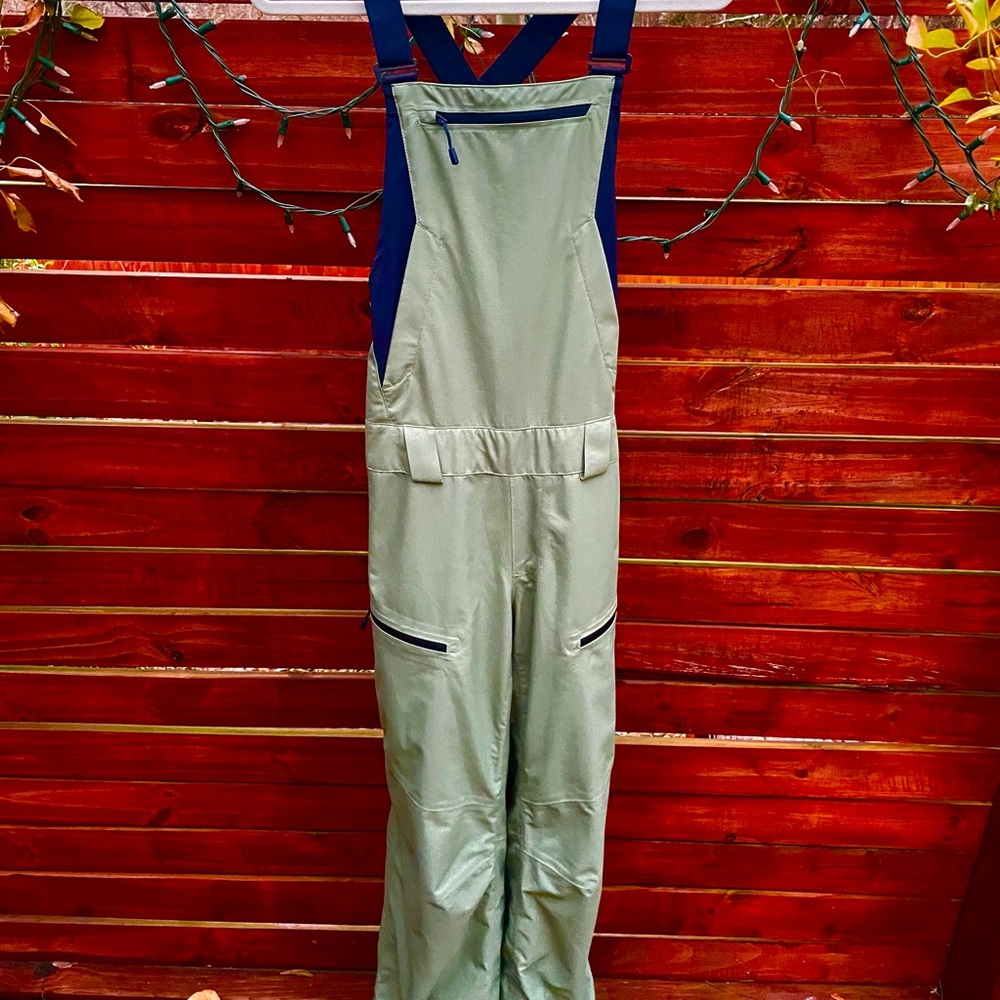Women’s Mountain Hardware Firefall Bibs